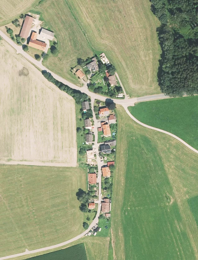 Abb. 1: Orthofoto Waldweg, ohne Maßstab, © Bay. Vermessungsverwaltung